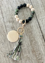Load image into Gallery viewer, Silicone Beaded Wristlet
