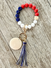 Load image into Gallery viewer, Silicone Beaded Wristlet