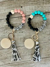 Load image into Gallery viewer, Silicone Beaded Wristlet