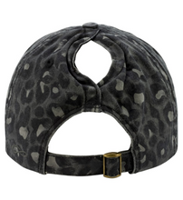 Load image into Gallery viewer, Crego Livestock Women's Leopard Hat

